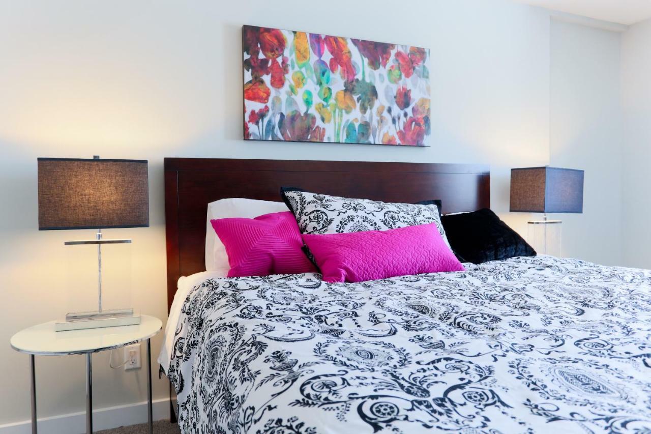 קיטצ'נר Boardwalk Homes - Executive Guest Rooms & Townhomes מראה חיצוני תמונה